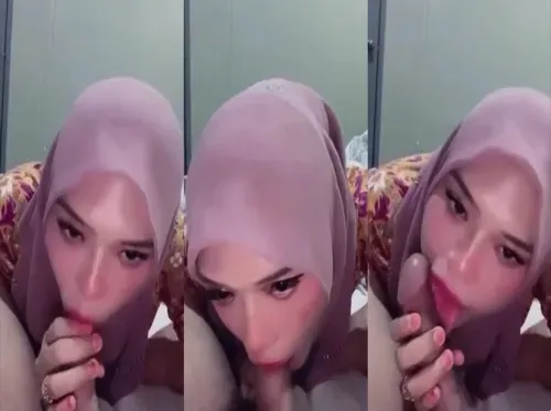 Gadis cantik mengisap penis dengan sangat artistik